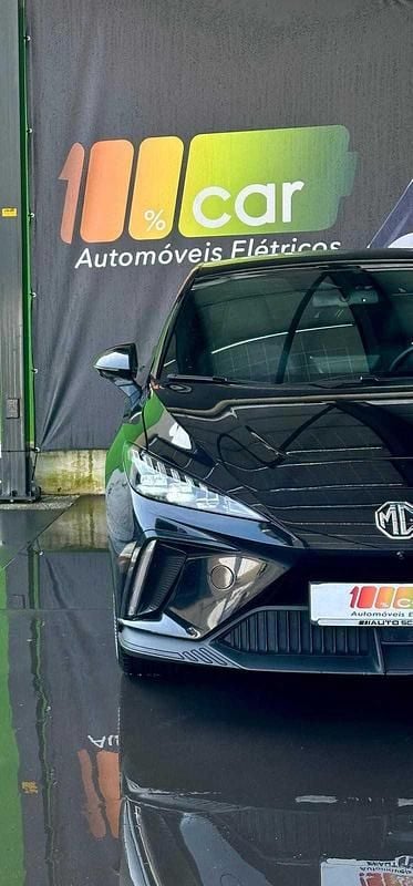 Usado MG MG4 EV 150 kW (204 HP) 2024 Preto Citadino