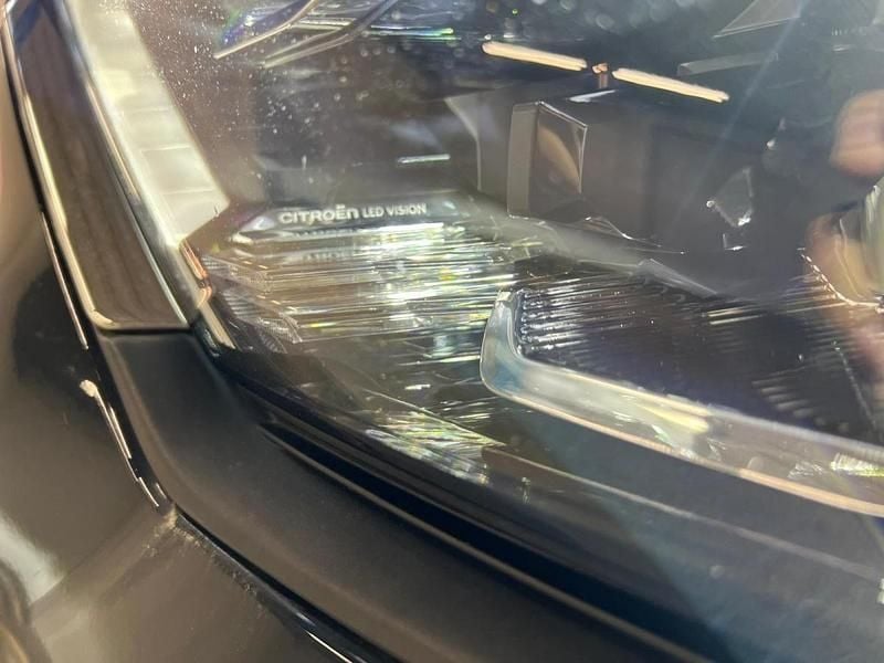 Usado Citroën C4 110 HP (80 kW) 2022 Preto