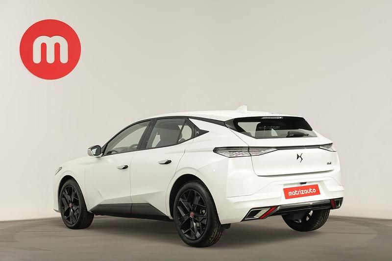 Usado DS Automobiles DS4 Performance 130 HP (95 kW) 2024 SUV