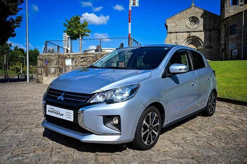 Cinzento Usado 2022 Mitsubishi Space Star Intense | € 11.990 (Preço justo) - Imagem 1/4