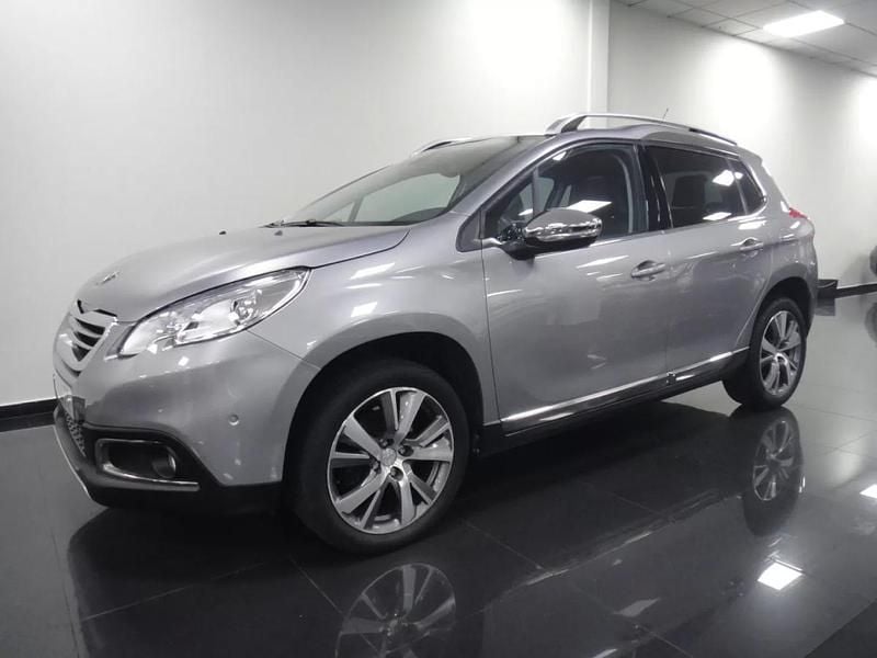 Cinza Usado 2015 Peugeot 2008 Allure SUV | € 8.990 (Bom preço) - Imagem 1/4