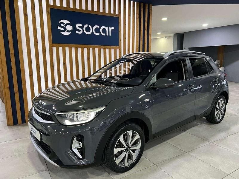 Cinza Usado 2022 Kia Stonic SUV | € 15.450 (Bom preço) - Imagem 1/2