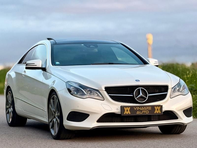 Usado Mercedes E220 170 HP (125 kW) 2014 Branco Coupé