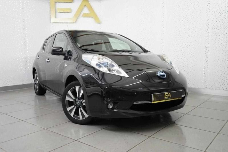 Preto (metalizado) Usado 2016 Nissan Leaf Tekna Citadino | € 9.480 (Preço elevado) - Imagem 1/4