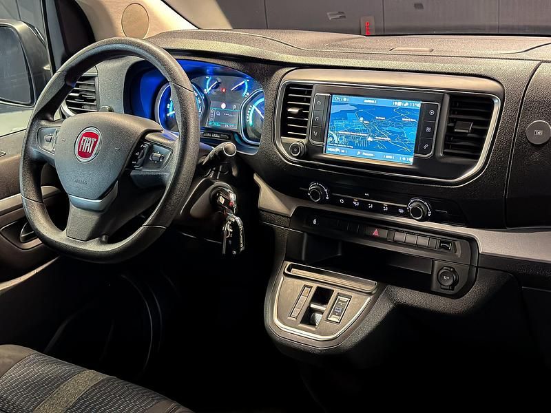 Usado Fiat E-Ulysse 100 kW (136 HP) 2022 Cinza Monovolume