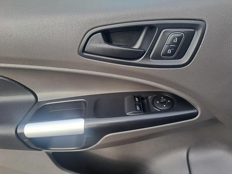 Usado Ford Transit Trend 120 HP (88 kW) 2019 Branco