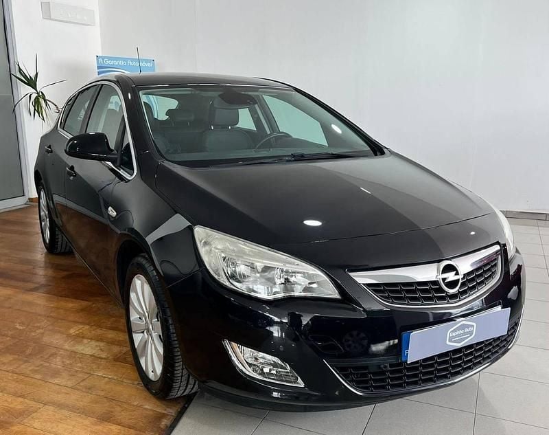 Preto Usado 2010 Opel Astra | € 6.490 (Preço elevado) - Imagem 1/4