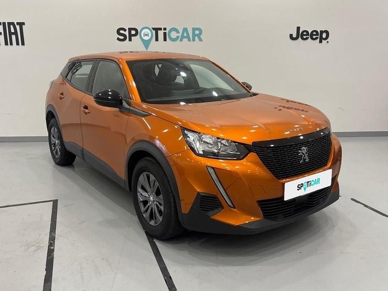 Usado Peugeot 2008 Active 100 HP (73 kW) 2022 Laranja SUV