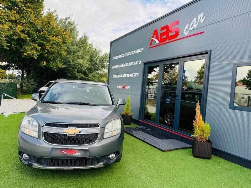 Usado Chevrolet Orlando LTZ 163 HP (119 kW) 2011 Antracite Monovolume