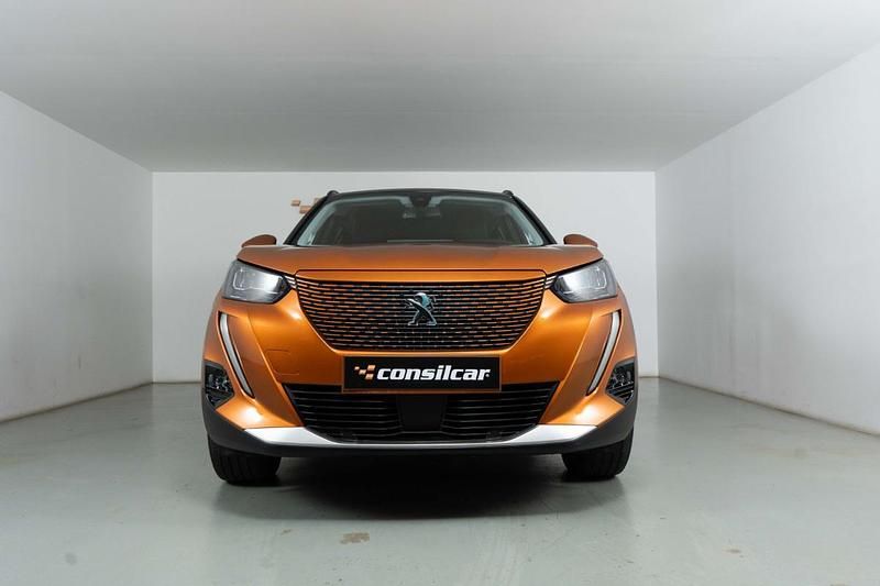 Usado Peugeot e-2008 Allure 100 kW (136 HP) 2021 Laranja SUV