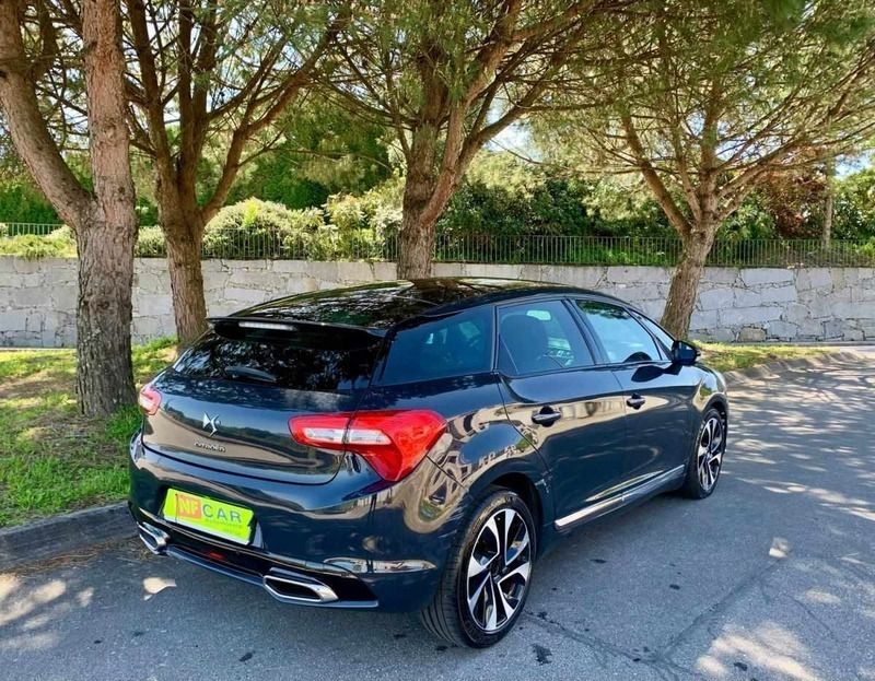 Usado Citroën DS5 163 HP (119 kW) 2012 Azul Citadino