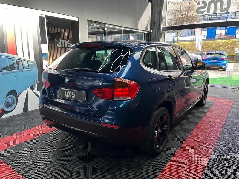 Usado BMW X1 177 HP (130 kW) 2012 Azul SUV