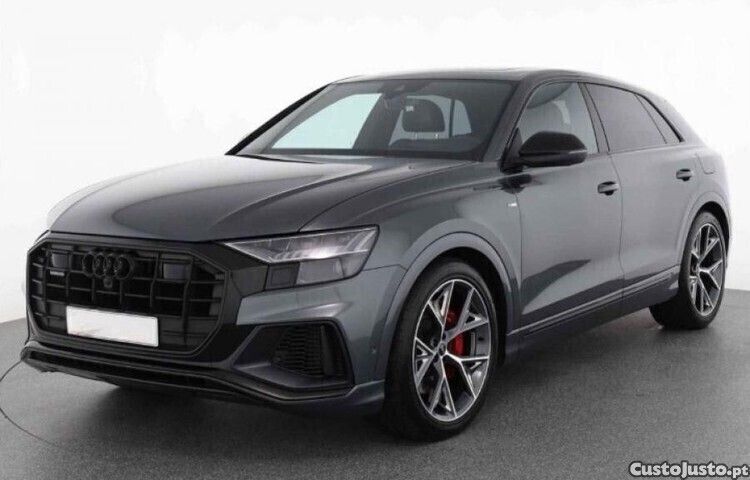 Cinza Usado 2021 Audi Q8 S-Line SUV | € 92.800 - Imagem 1/1