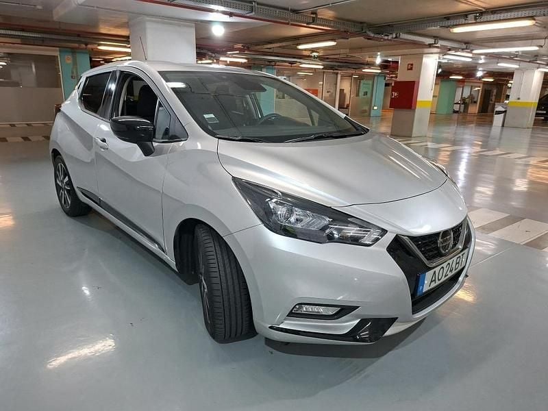 Usado Nissan Micra 92 HP (67 kW) 2022 Cinza Citadino
