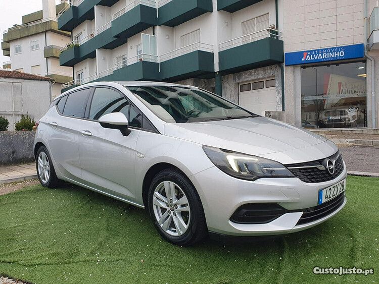 Cinza Usado 2020 Opel Astra GS Line Citadino | € 17.950 (Preço elevado) - Imagem 1/1