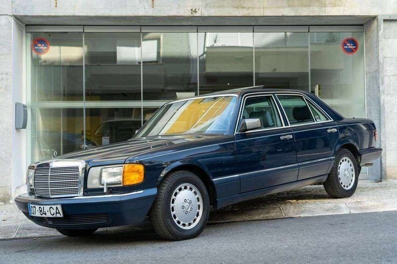 Azul Usado 1990 Mercedes 300 SE | € 20.000 - Imagem 1/4
