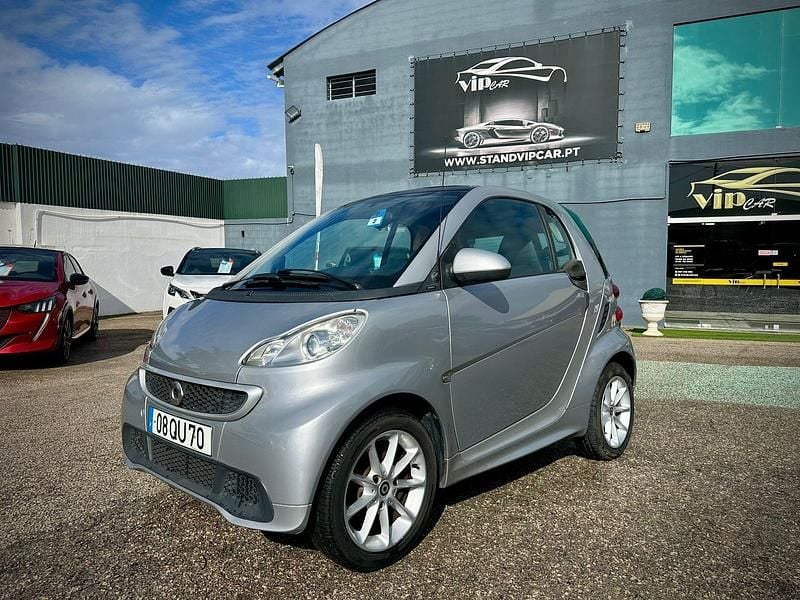 Cinza Usado 2012 Smart ForTwo Coupé Passion Coupé | € 4.490 (Super Preço) - Imagem 1/4