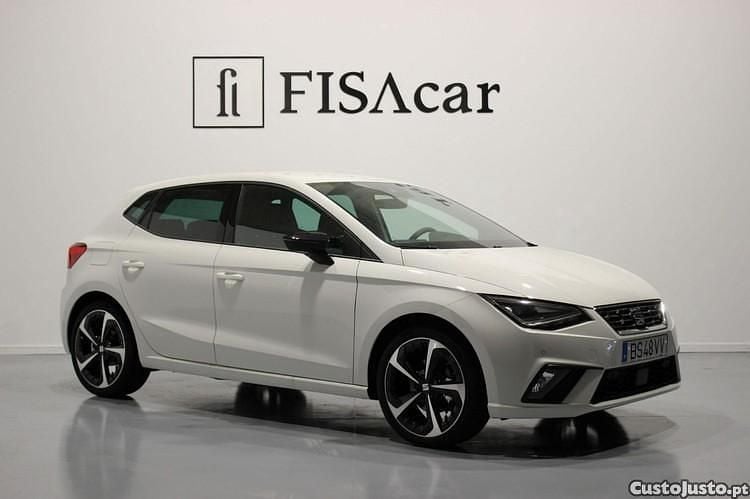 Usado Seat Ibiza FR 115 HP (84 kW) 2025 Branco Citadino
