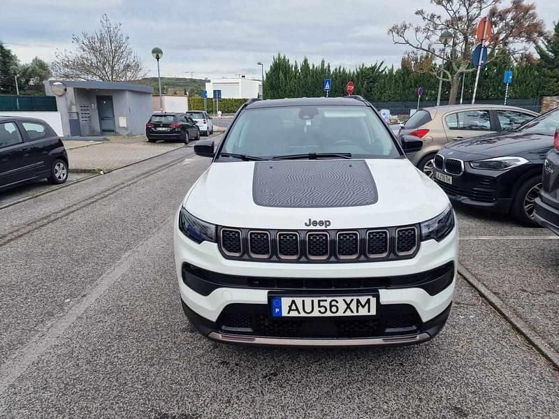 Usado Jeep Compass 240 HP (176 kW) 2022 Branco SUV