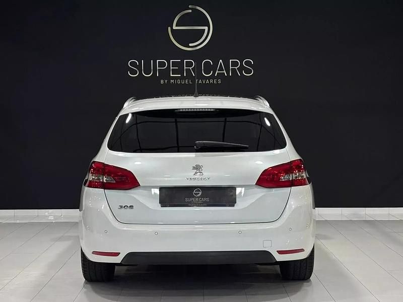 Usado Peugeot 308 SW 130 HP (95 kW) 2018 Branco Carrinha