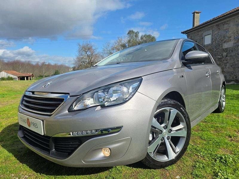 Usado Peugeot 308 Style 110 HP (80 kW) 2017 Cinza
