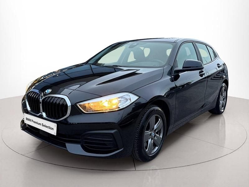 Preto Usado 2020 BMW 116 Advantage Citadino | € 22.490 (Preço justo) - Imagem 1/4