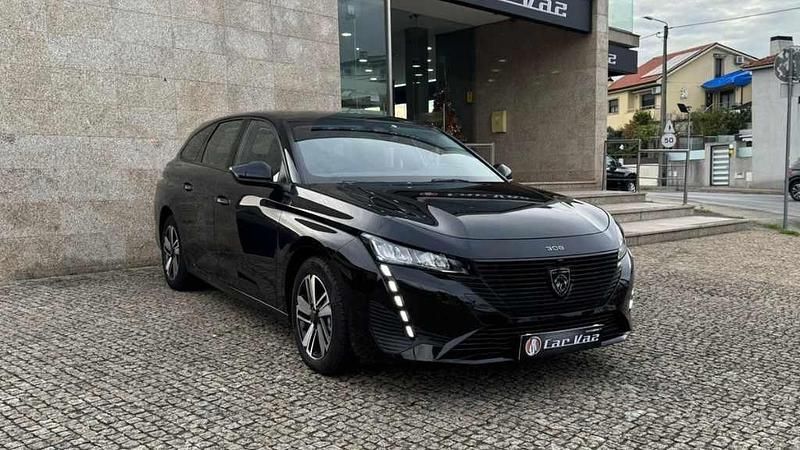 Usado Peugeot 308 SW 130 HP (95 kW) 2023 Preto Carrinha