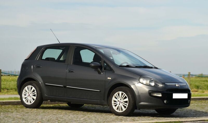 Usado 2013 Fiat Punto Evo Citadino | € 5.490 - Imagem 1/4