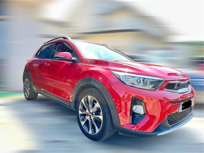 Usado Kia Stonic 120 HP (88 kW) 2020 Vermelho SUV