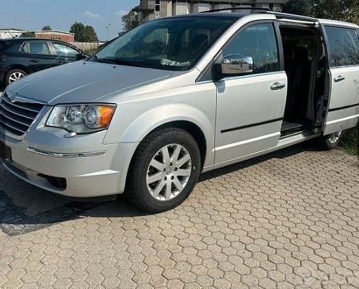 Usado 2011 Chrysler Grand Voyager Monovolume | € 3.999 - Imagem 1/4