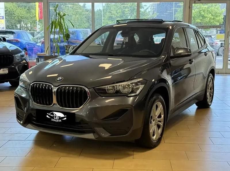 Cinzento Usado 2021 BMW X1 SUV | € 23.800 (Bom preço) - Imagem 1/4
