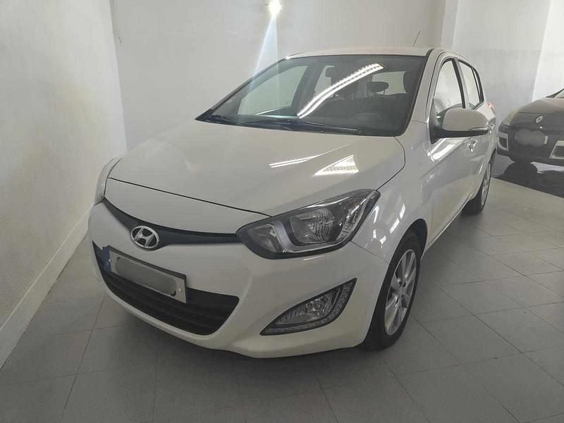 Branco Usado 2014 Hyundai i20 Citadino | € 6.500 (Preço justo) - Imagem 1/4