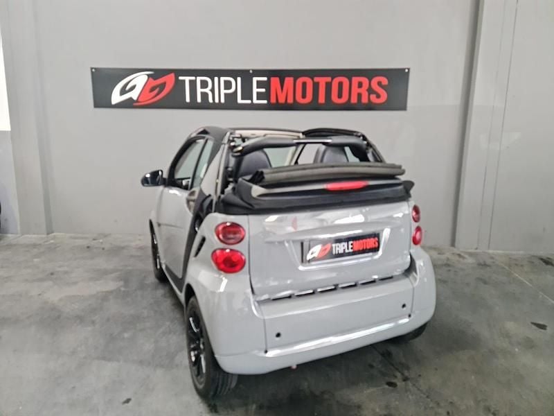 Cinza Usado 2011 Smart ForTwo Coupé Passion Coupé | € 7.650 (Preço elevado) - Imagem 1/4