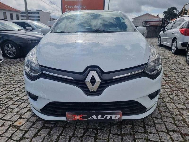 Usado Renault Clio IV Dynamique 90 HP (66 kW) 2017 Branco