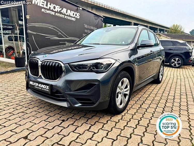 Cinza Usado 2021 BMW X1 SUV | € 29.750 - Imagem 1/1