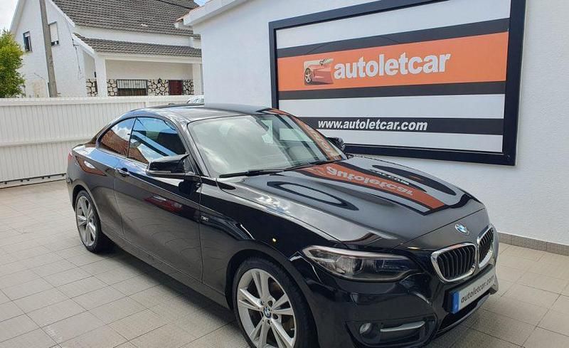Preto Usado 2014 BMW 218 Sport Line Coupé | € 17.900 - Imagem 1/4