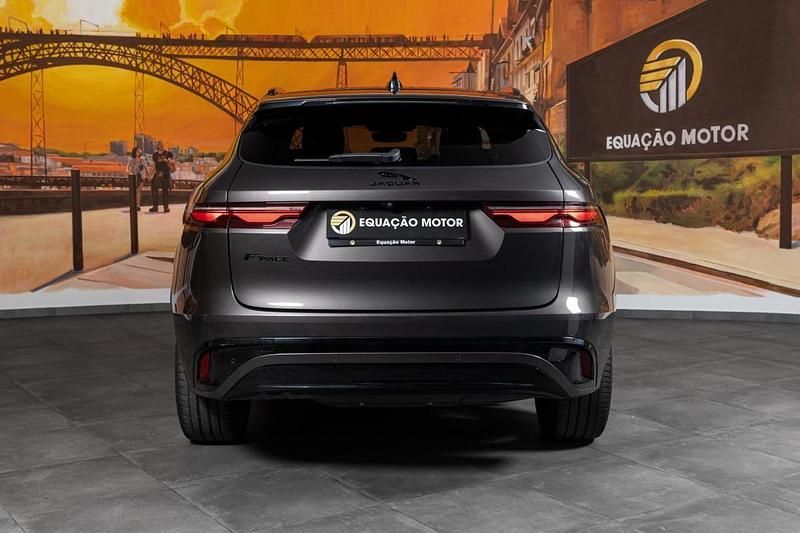 Usado Jaguar F-Pace R-Dynamic 204 HP (150 kW) 2022 Cinzento SUV