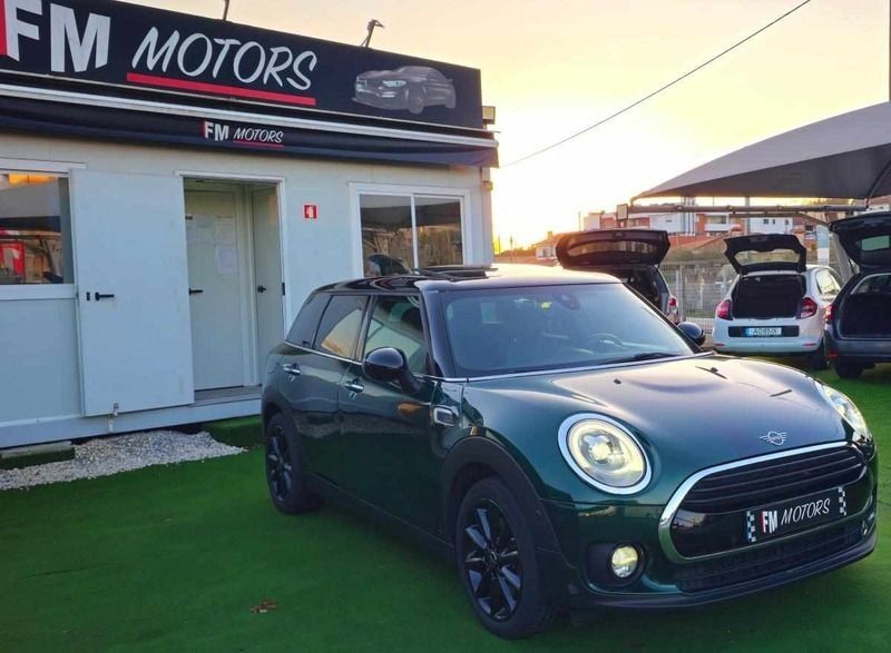 Verde Usado 2018 Mini Clubman Carrinha | € 24.990 (Preço elevado) - Imagem 1/4
