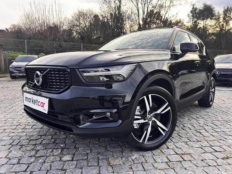 Preto Usado 2020 Volvo XC40 R-Design SUV | € 30.700 (Preço elevado) - Imagem 1/4