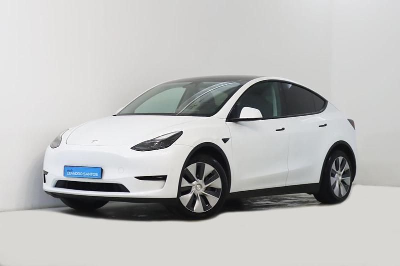 Branco Usado 2023 Tesla Model Y SUV | € 34.500 (Preço justo) - Imagem 1/2