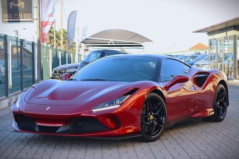 Vermelho Usado 2022 Ferrari F8 Coupé | € 369.990 - Imagem 1/4