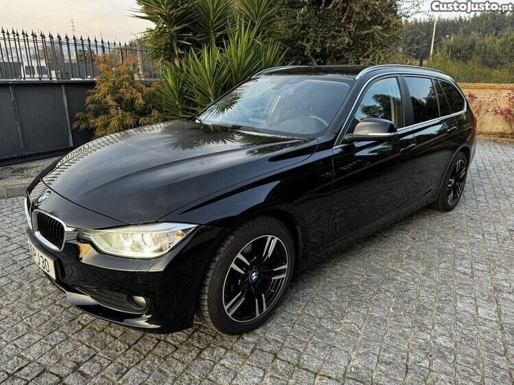 Preto Usado 2015 BMW 318 Sport Line | € 14.980 (Preço justo) - Imagem 1/1