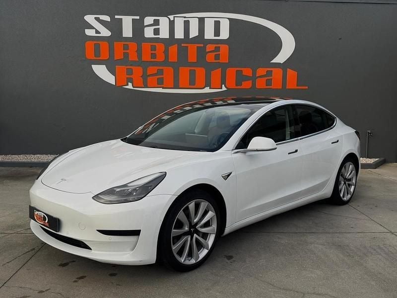 Usado Tesla Model 3 175 kW (238 HP) 2020 Branco Sedan