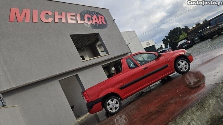 Vermelho Usado 2009 Dacia Logan Sedan | € 12.000 - Imagem 1/1