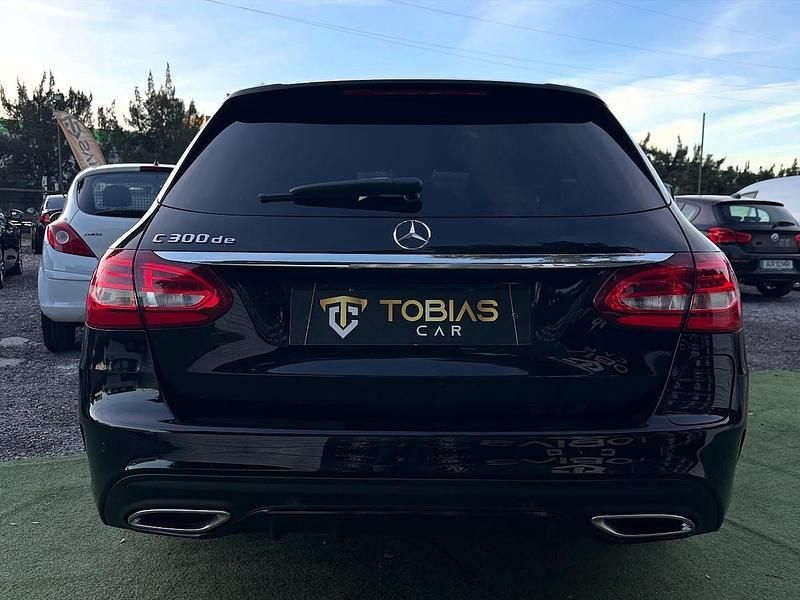 Usado Mercedes C300 AMG 194 HP (142 kW) 2020 Preto Carrinha