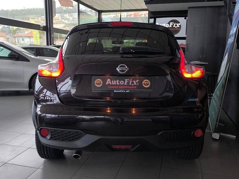 Usado Nissan Juke N-Connecta 110 HP (80 kW) 2015 Preto SUV