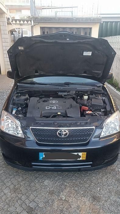 Usado Toyota Corolla 90 HP (66 kW) 2003 Sedan