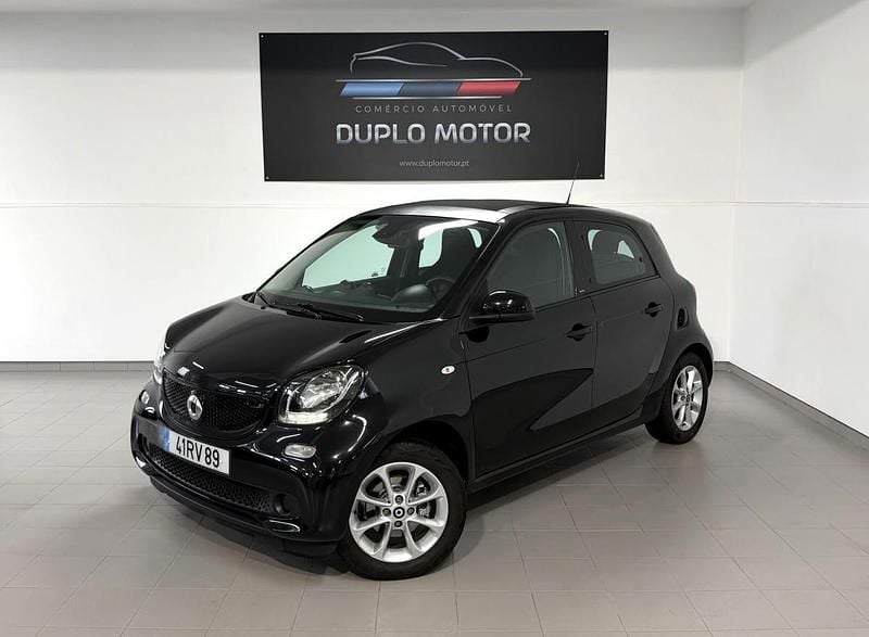 Usado Smart ForFour Passion 90 HP (66 kW) 2016 Preto Citadino