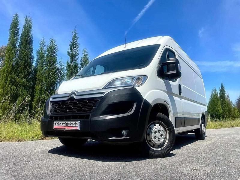 Usado Citroën Jumper 140 HP (102 kW) 2020 Branco Monovolume