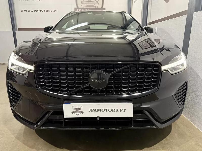 Usado Volvo XC60 350 HP (257 kW) 2024 Preto SUV